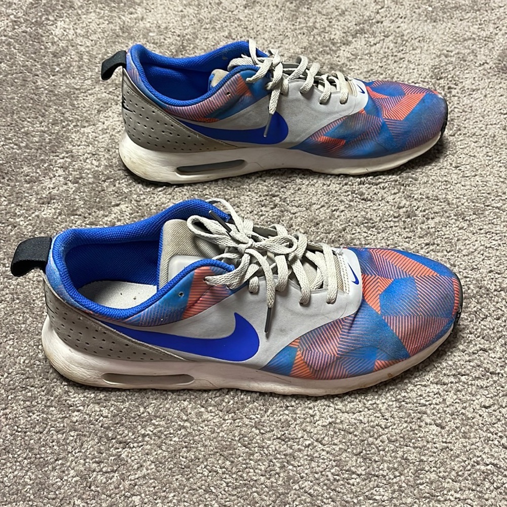 Nike sneakers - Picture 2 of 6